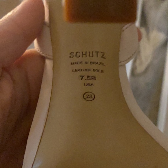 Schutz kristy heels 7.5 - Picture 3 of 4